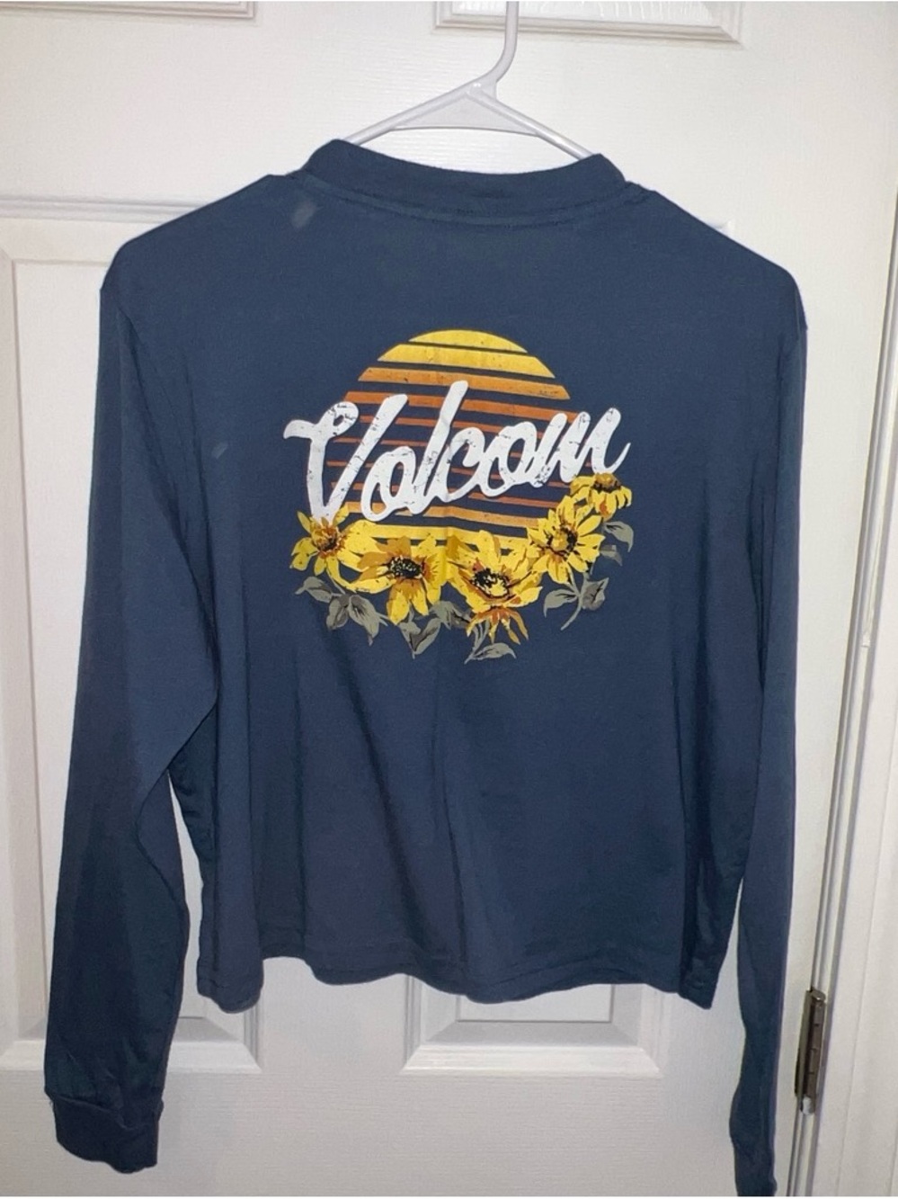 Volcom long sleeve